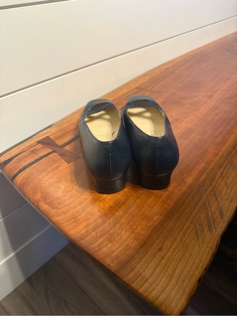 Salvatore Ferragamo Navy Leather Ballet Low Heel with Crisscross Straps - Picture 3 of 14